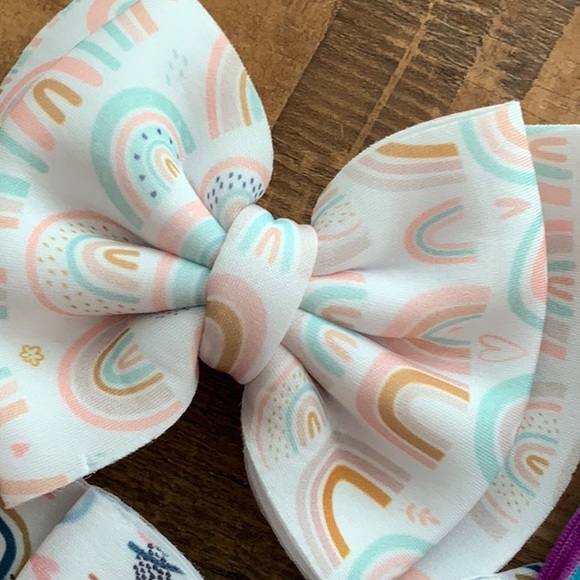 New Set of 3 Rainbow Kids Clothe Hair Bows - Picture 3 of 4